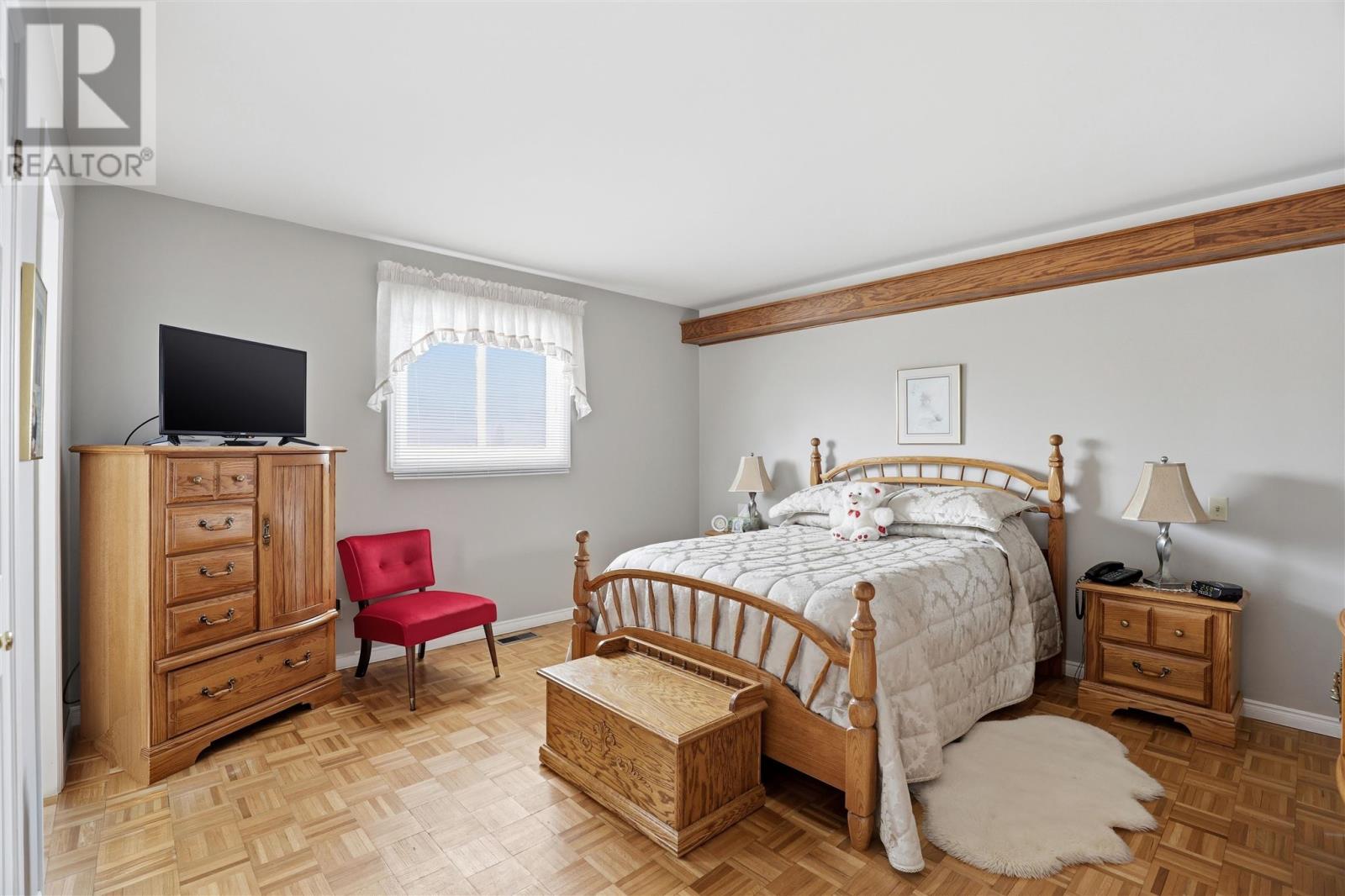 74 Bitonti Cres, Sault Ste. Marie, Ontario  P6C 6A9 - Photo 12 - SM260596