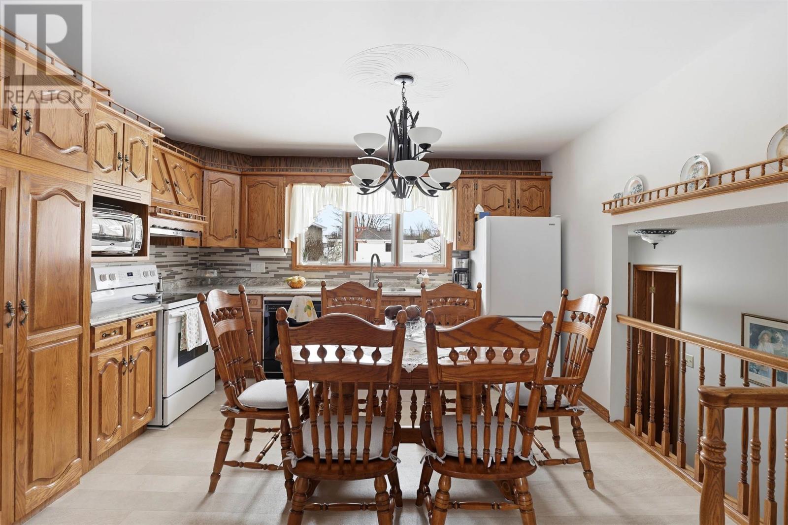 74 Bitonti Cres, Sault Ste. Marie, Ontario  P6C 6A9 - Photo 8 - SM260596