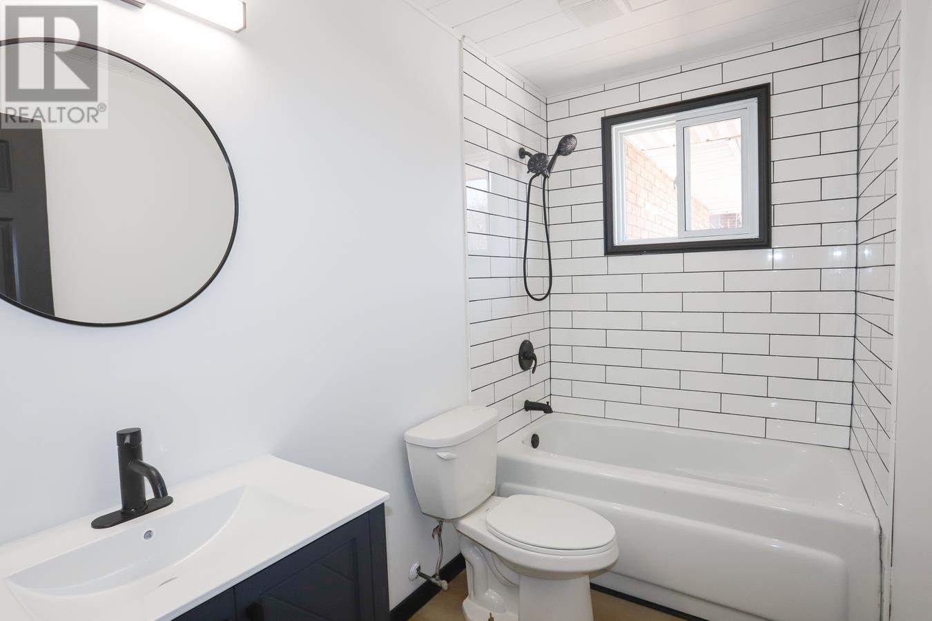 35 Pozzebon Cres, Sault Ste. Marie, Ontario  P6C 6A7 - Photo 13 - SM260759