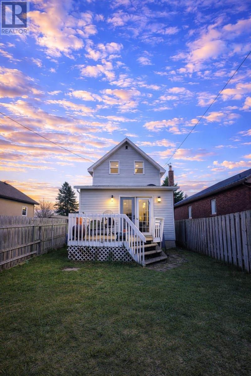 1317 Home AVE, Thunder Bay, Ontario