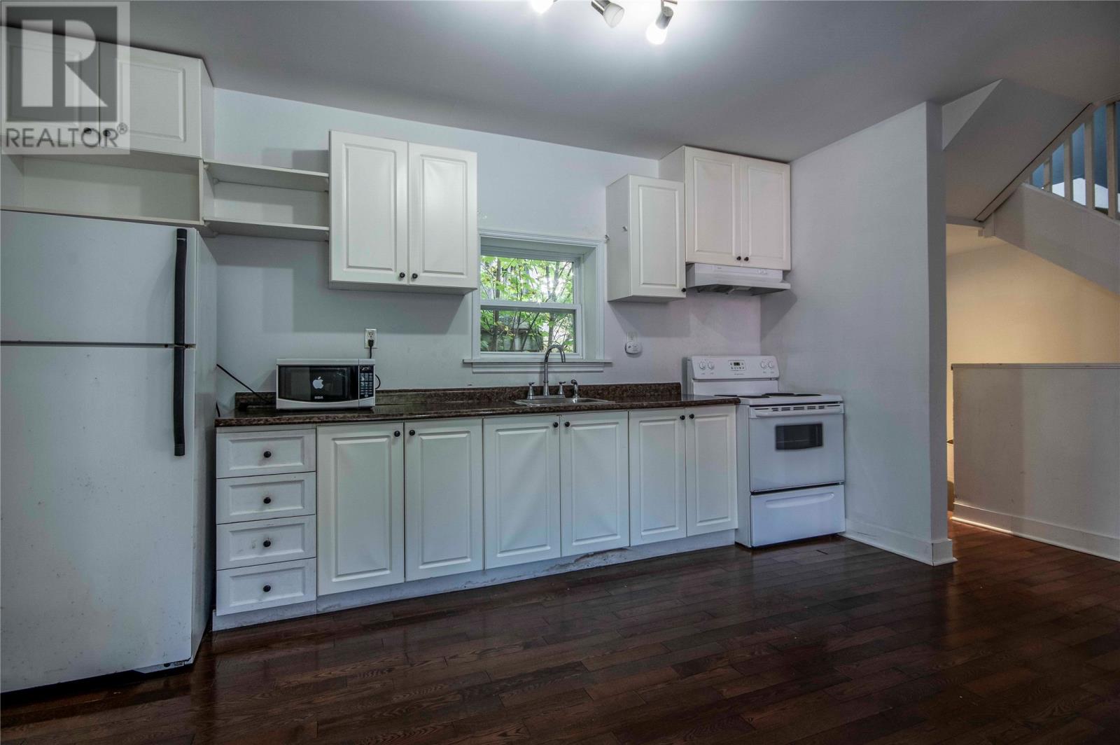 5 Balsam Street, St John's, Newfoundland & Labrador  A1C 4B6 - Photo 3 - 1295697