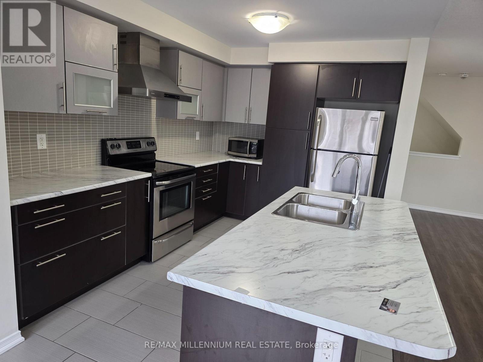 25 Daylight Street, Brampton, Ontario  L7A 0C7 - Photo 10 - W13036580