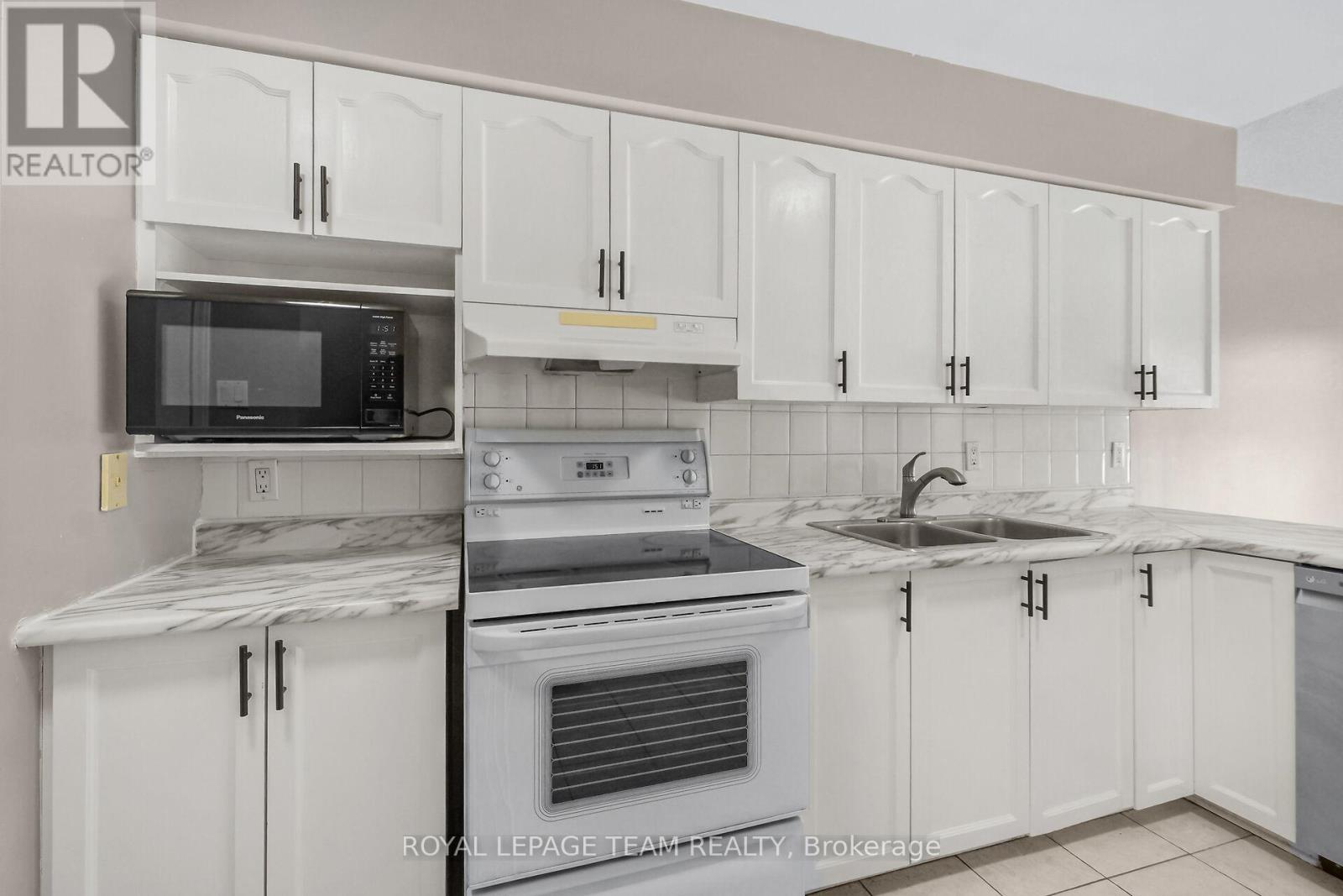 227 Twyford Street, Ottawa, Ontario  K1V 0V9 - Photo 13 - X13046460