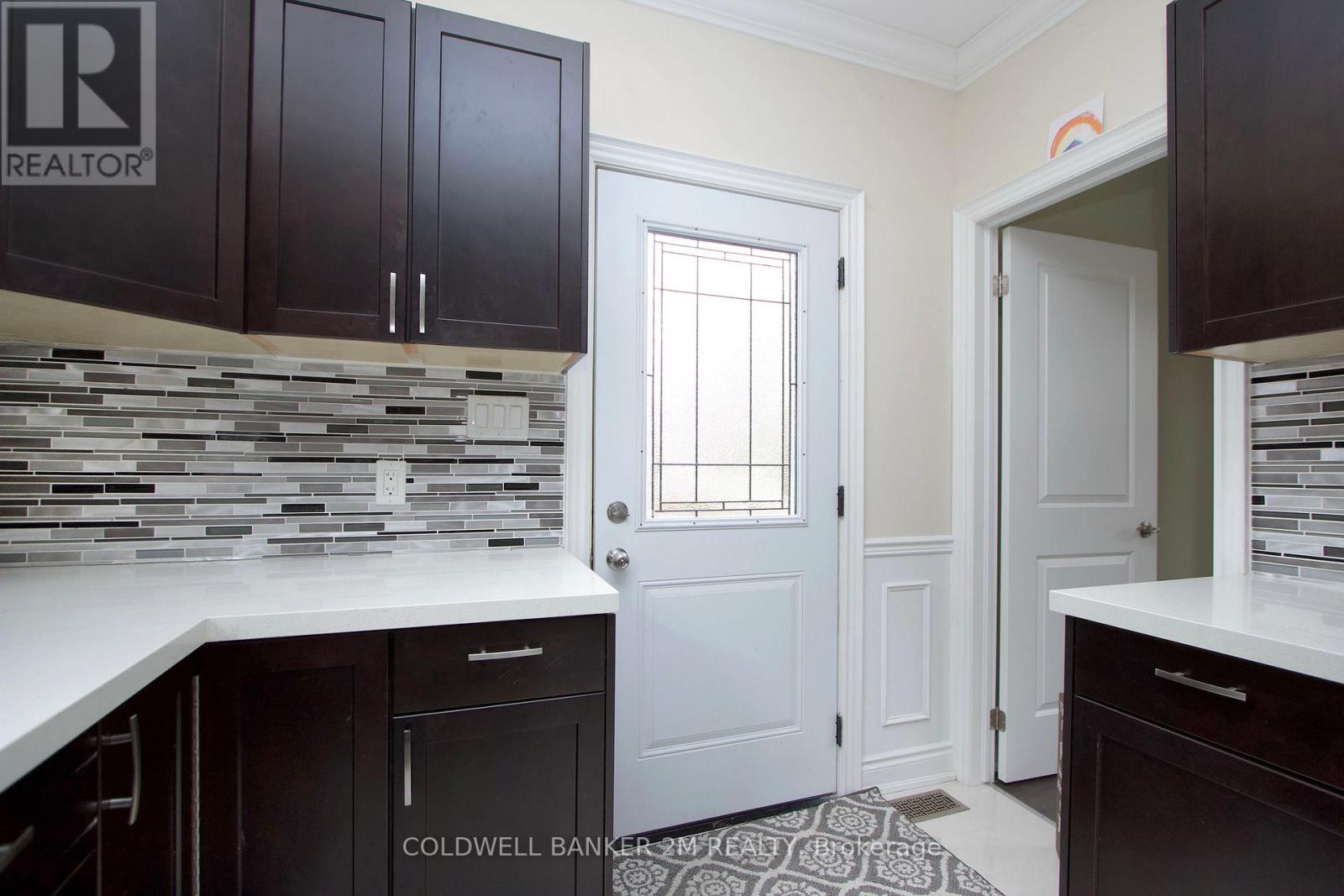 1 - 242 Kendal Avenue, Oshawa, Ontario  L1G 5B5 - Photo 4 - E12885520