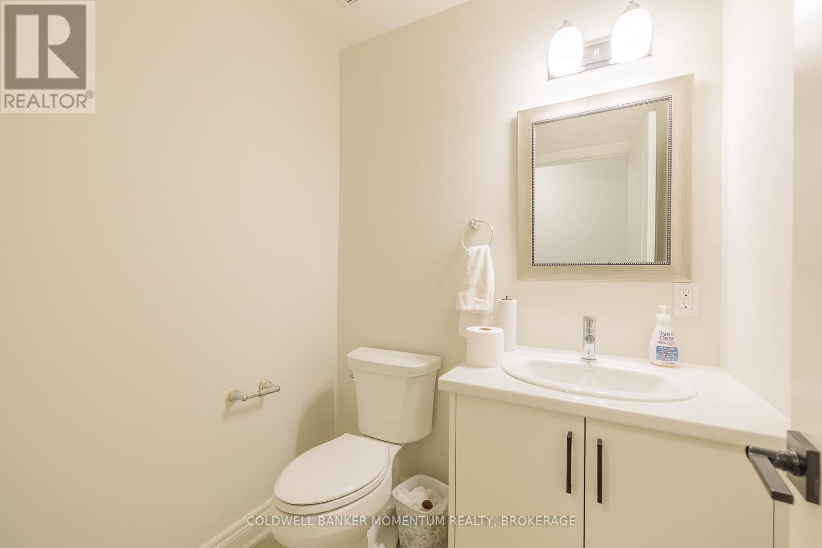 B - 153 B Moffatt Street, St. Catharines, Ontario  L2P 2L7 - Photo 18 - X13046388