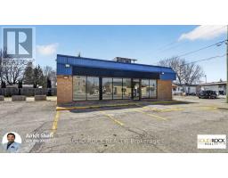 30 WILSON STREET W, Perth, Ontario