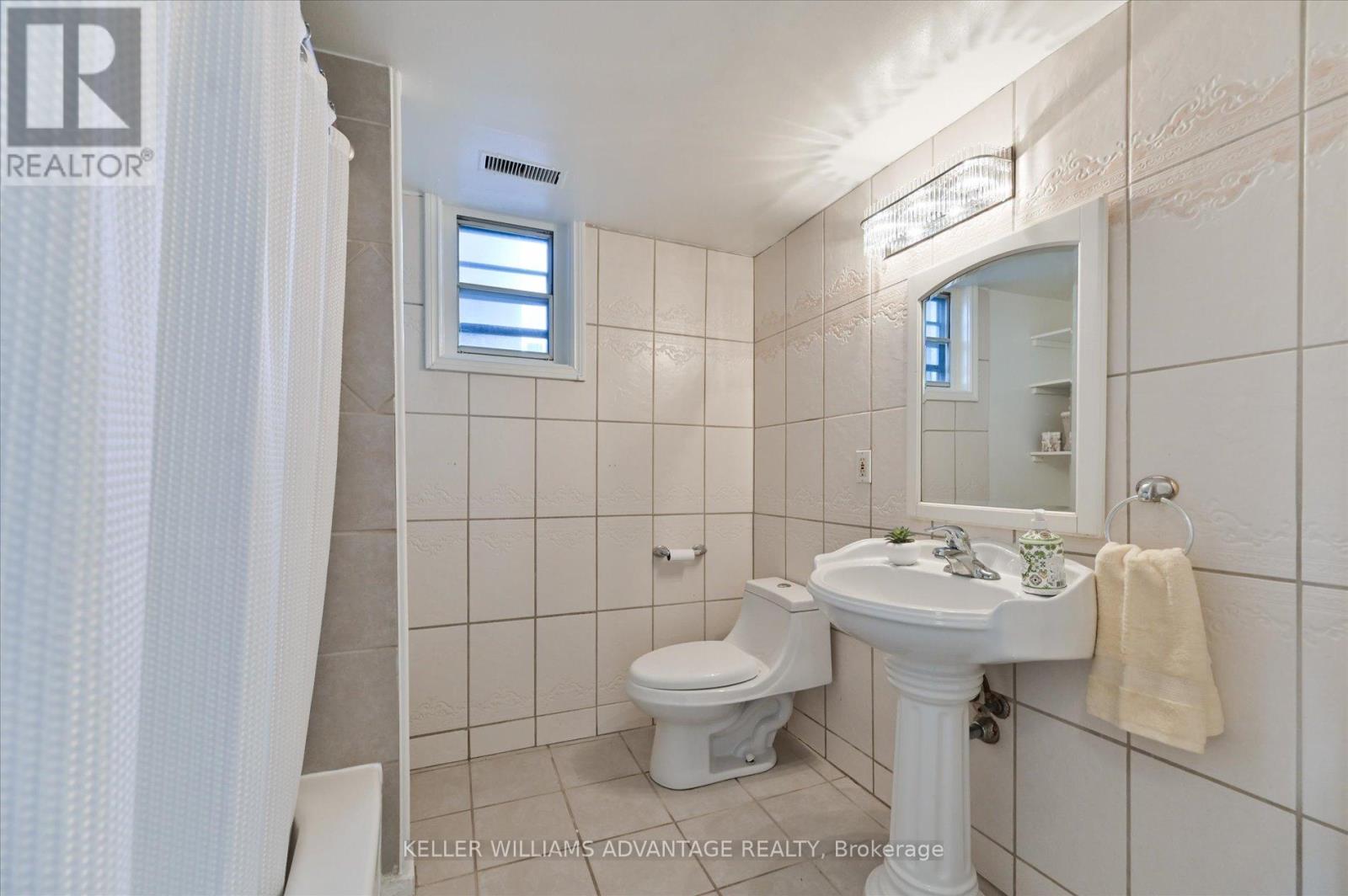 201 Linden Avenue, Toronto, Ontario  M1K 3J1 - Photo 11 - E13046464