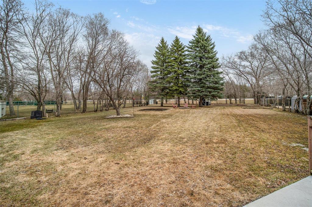 27 Laurel Bay, Oakbank, Manitoba  R5N 0J7 - Photo 38 - 202608204
