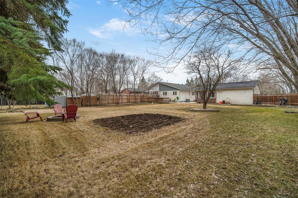 27 Laurel Bay, Oakbank, Manitoba  R5N 0J7 - Photo 40 - 202608204