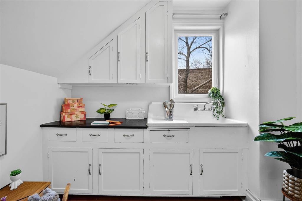 540 De La Morenie Street, Winnipeg, Manitoba  R2H 2Z5 - Photo 21 - 202608355