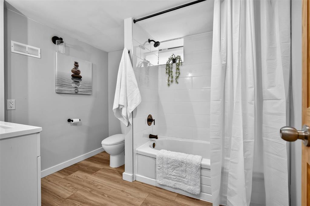 540 De La Morenie Street, Winnipeg, Manitoba  R2H 2Z5 - Photo 32 - 202608355