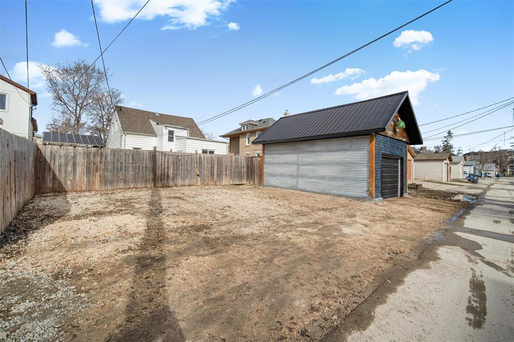 540 De La Morenie Street, Winnipeg, Manitoba  R2H 2Z5 - Photo 39 - 202608355