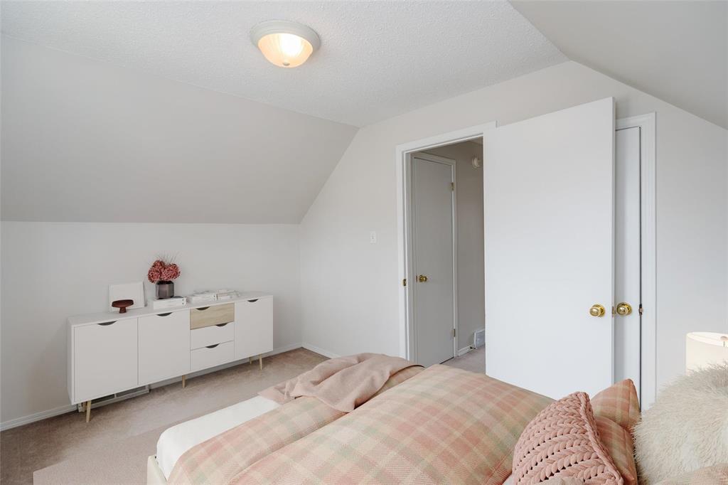 6 Jameswood Drive, Winnipeg, Manitoba  R3J 1C2 - Photo 25 - 202608357