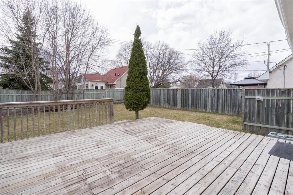 6 Jameswood Drive, Winnipeg, Manitoba  R3J 1C2 - Photo 34 - 202608357