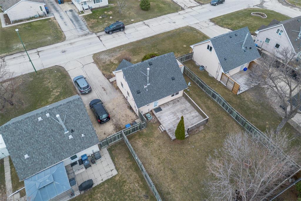 6 Jameswood Drive, Winnipeg, Manitoba  R3J 1C2 - Photo 40 - 202608357