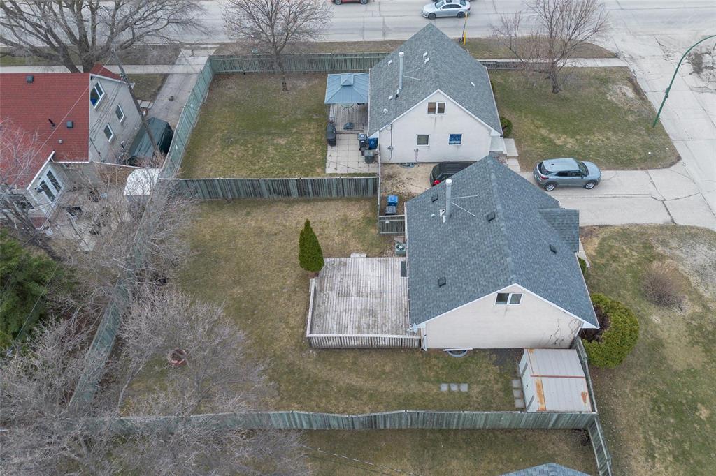 6 Jameswood Drive, Winnipeg, Manitoba  R3J 1C2 - Photo 42 - 202608357