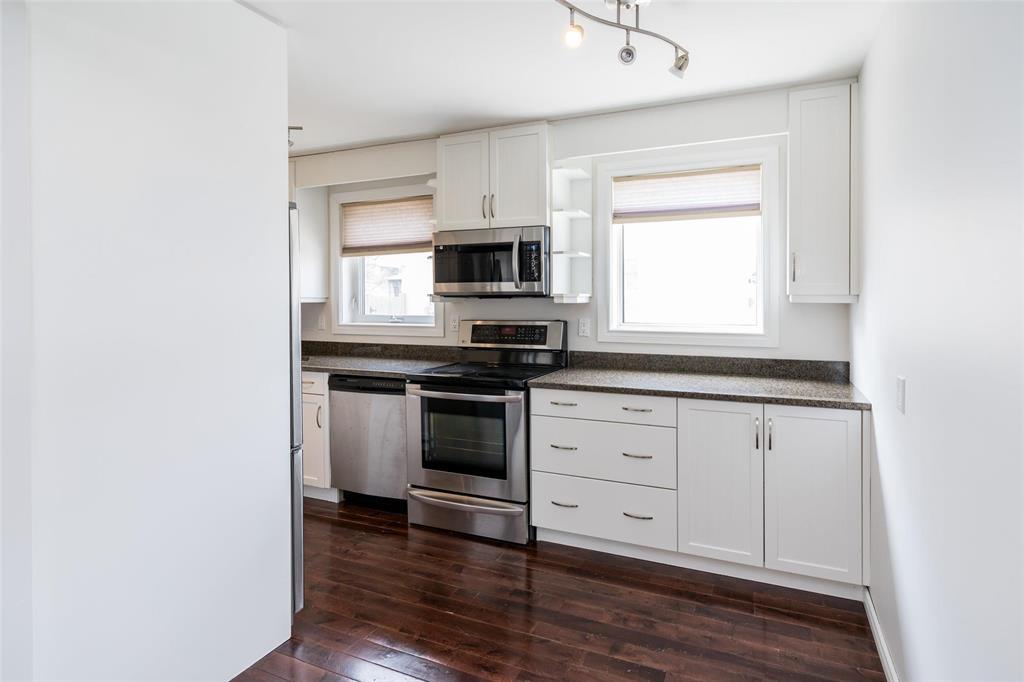 6 Jameswood Drive, Winnipeg, Manitoba  R3J 1C2 - Photo 9 - 202608357