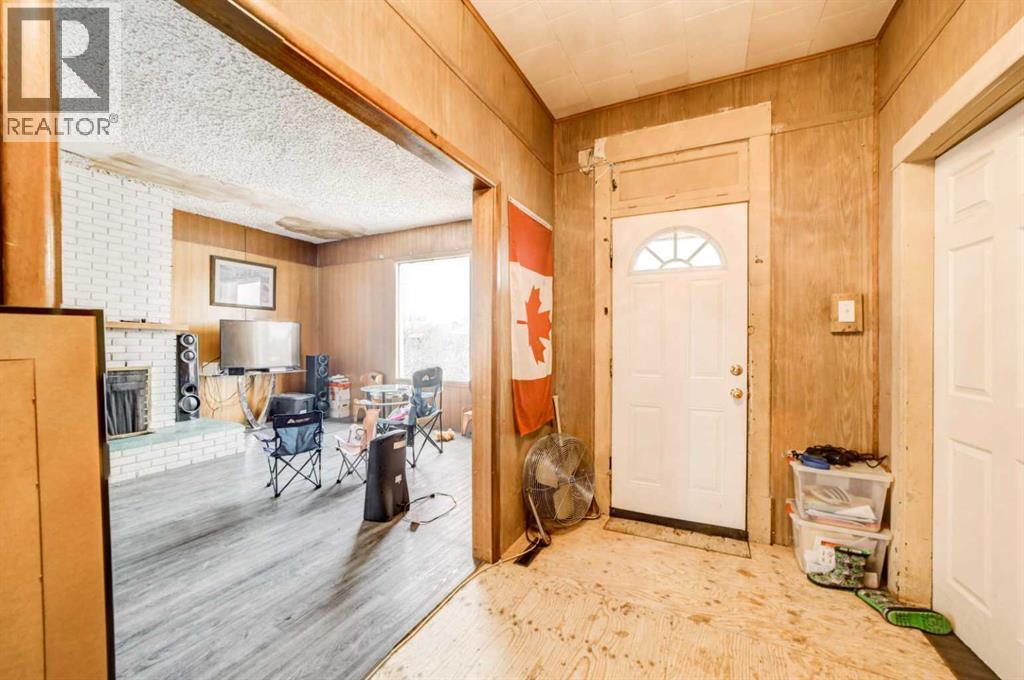 162 2 Avenue W, Cardston, Alberta  T0K 0K0 - Photo 5 - A2305358