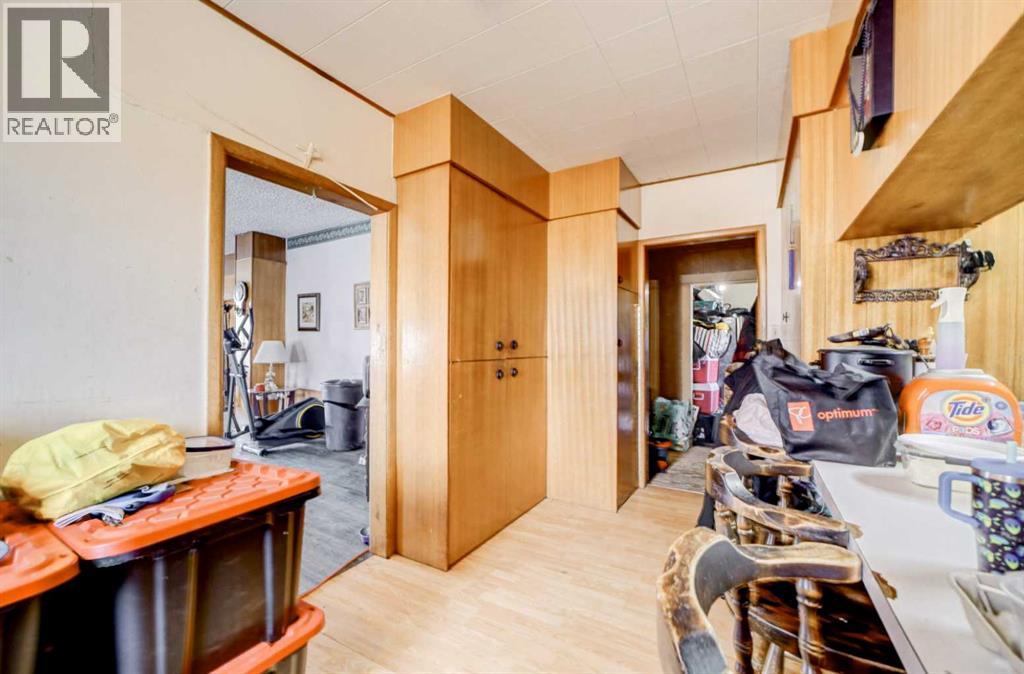 162 2 Avenue W, Cardston, Alberta  T0K 0K0 - Photo 10 - A2305358