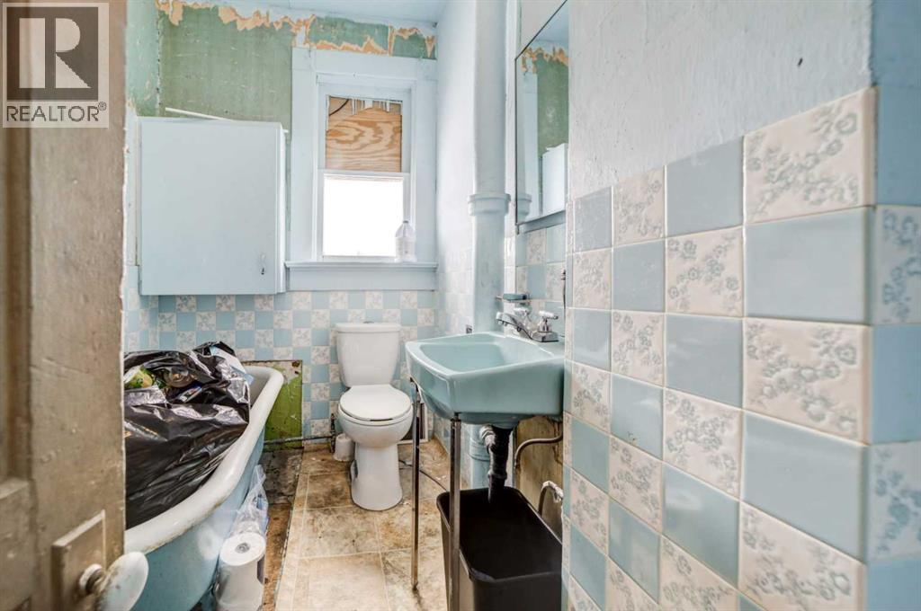 162 2 Avenue W, Cardston, Alberta  T0K 0K0 - Photo 20 - A2305358