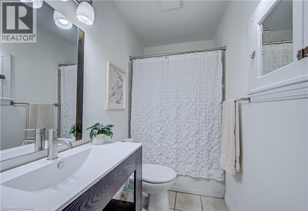 166 Bond Street N, Hamilton, Ontario  L8S 3W6 - Photo 17 - 40822604