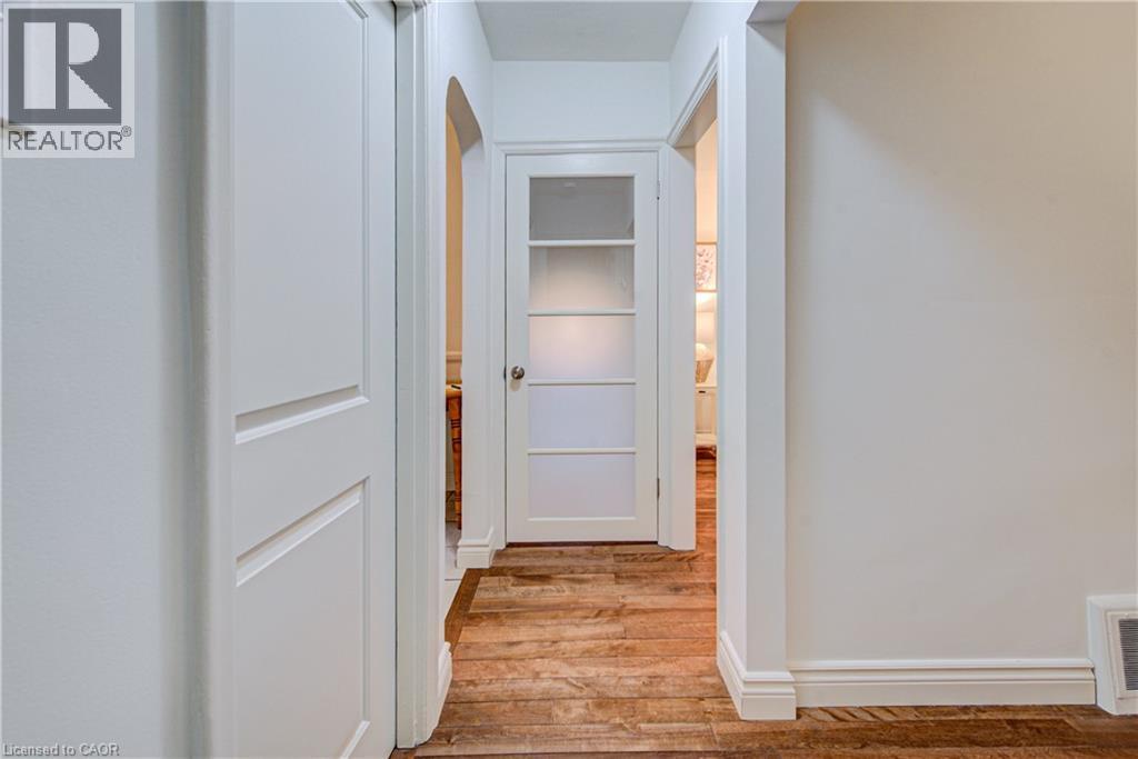 166 Bond Street N, Hamilton, Ontario  L8S 3W6 - Photo 7 - 40822604