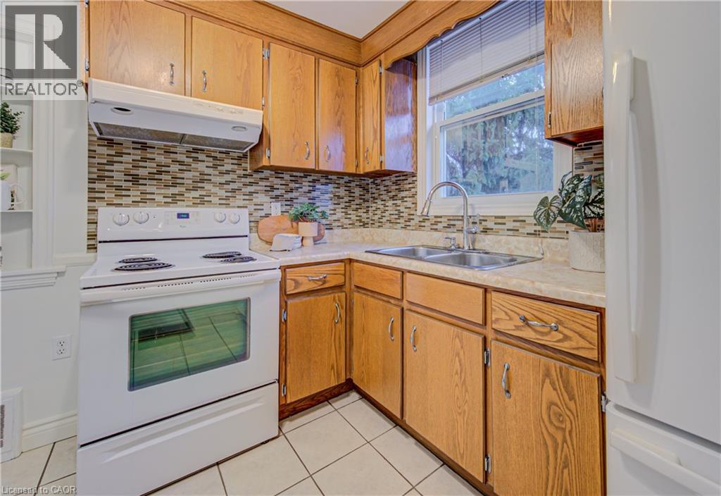 166 Bond Street N, Hamilton, Ontario  L8S 3W6 - Photo 13 - 40822604