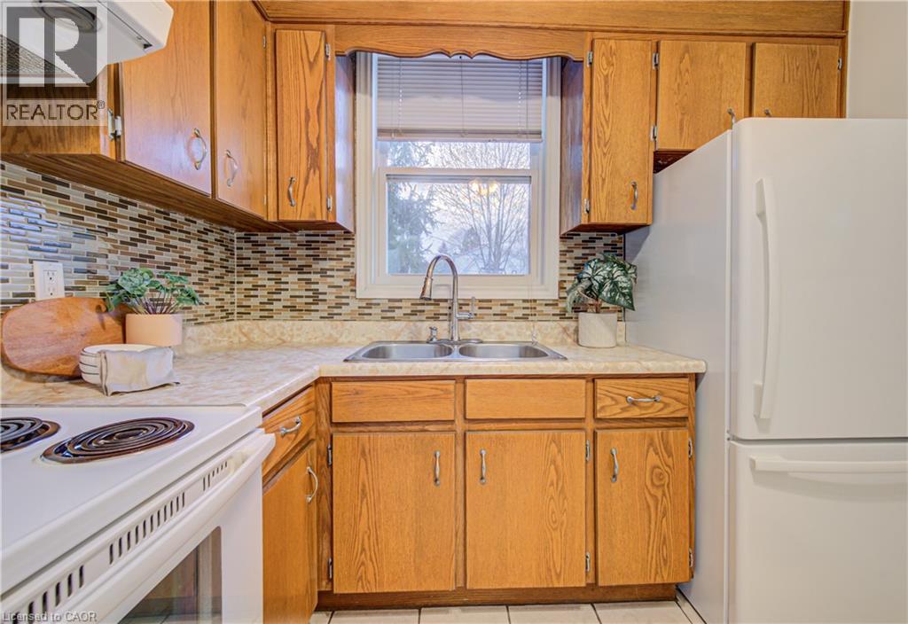 166 Bond Street N, Hamilton, Ontario  L8S 3W6 - Photo 12 - 40822604