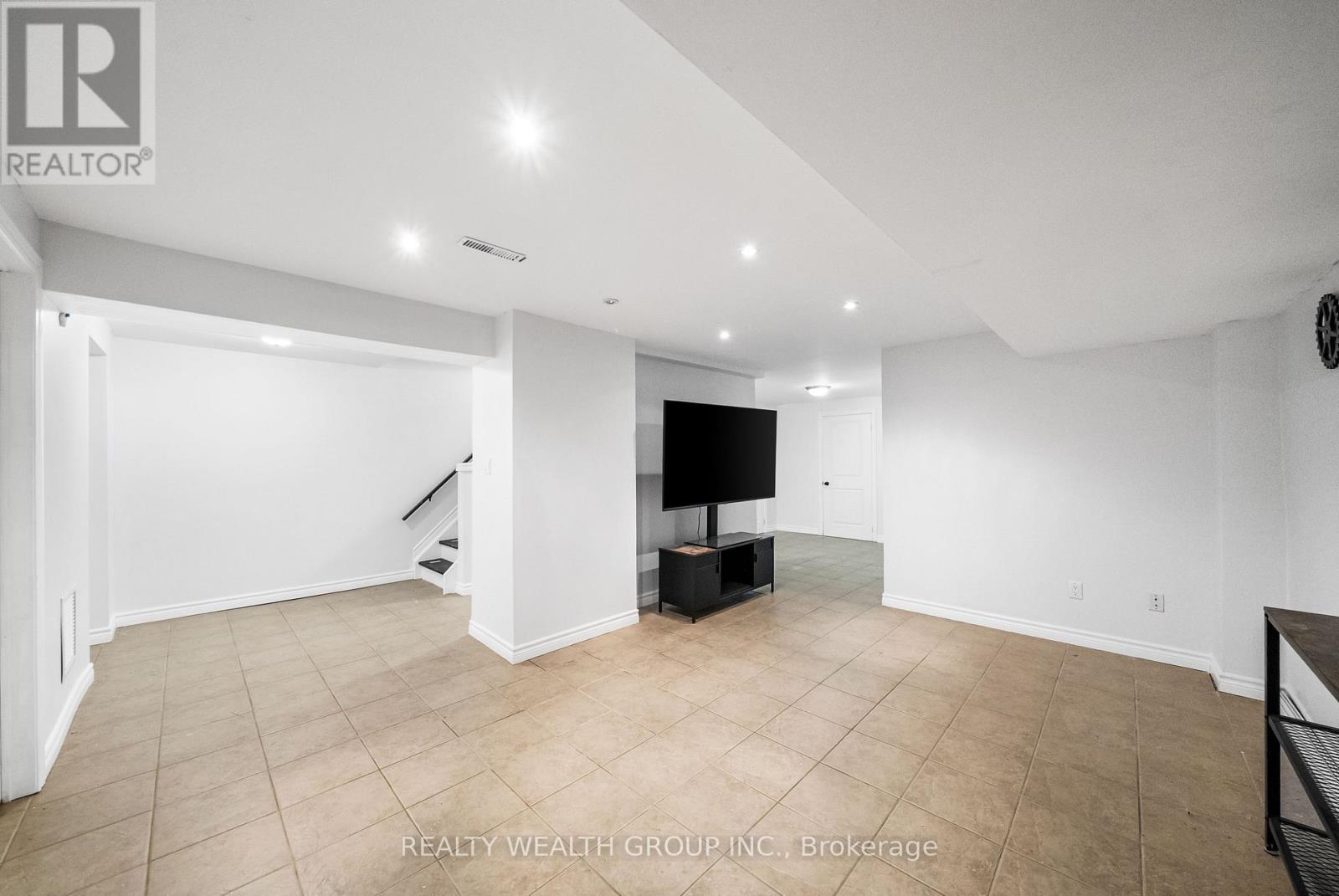 34 Castle Park Boulevard, Vaughan, Ontario  L4H 1M4 - Photo 15 - N13046376