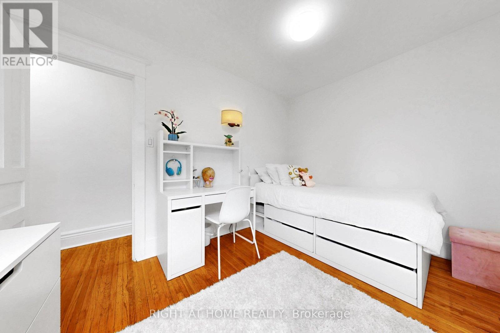 392 Westmoreland Avenue N, Toronto, Ontario  M6H 3A7 - Photo 19 - W13046366