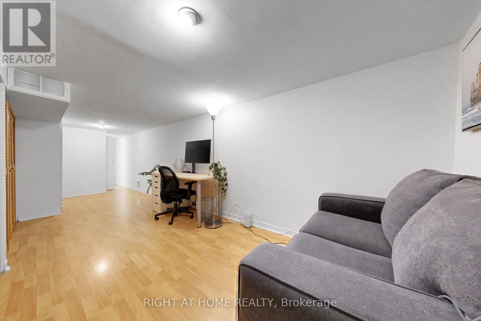 392 Westmoreland Avenue N, Toronto, Ontario  M6H 3A7 - Photo 26 - W13046366