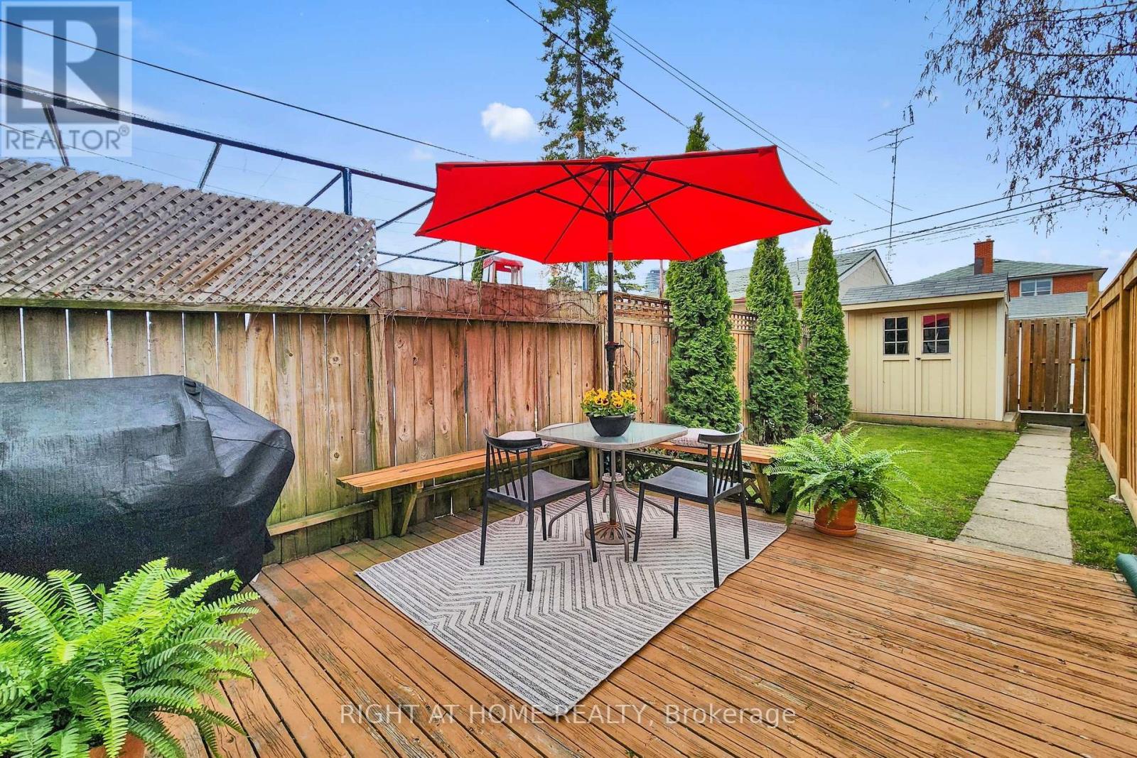 392 Westmoreland Avenue N, Toronto, Ontario  M6H 3A7 - Photo 28 - W13046366