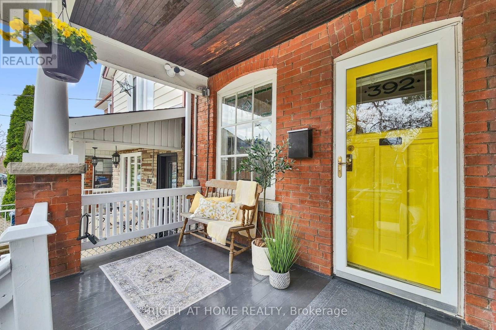 392 Westmoreland Avenue N, Toronto, Ontario  M6H 3A7 - Photo 3 - W13046366