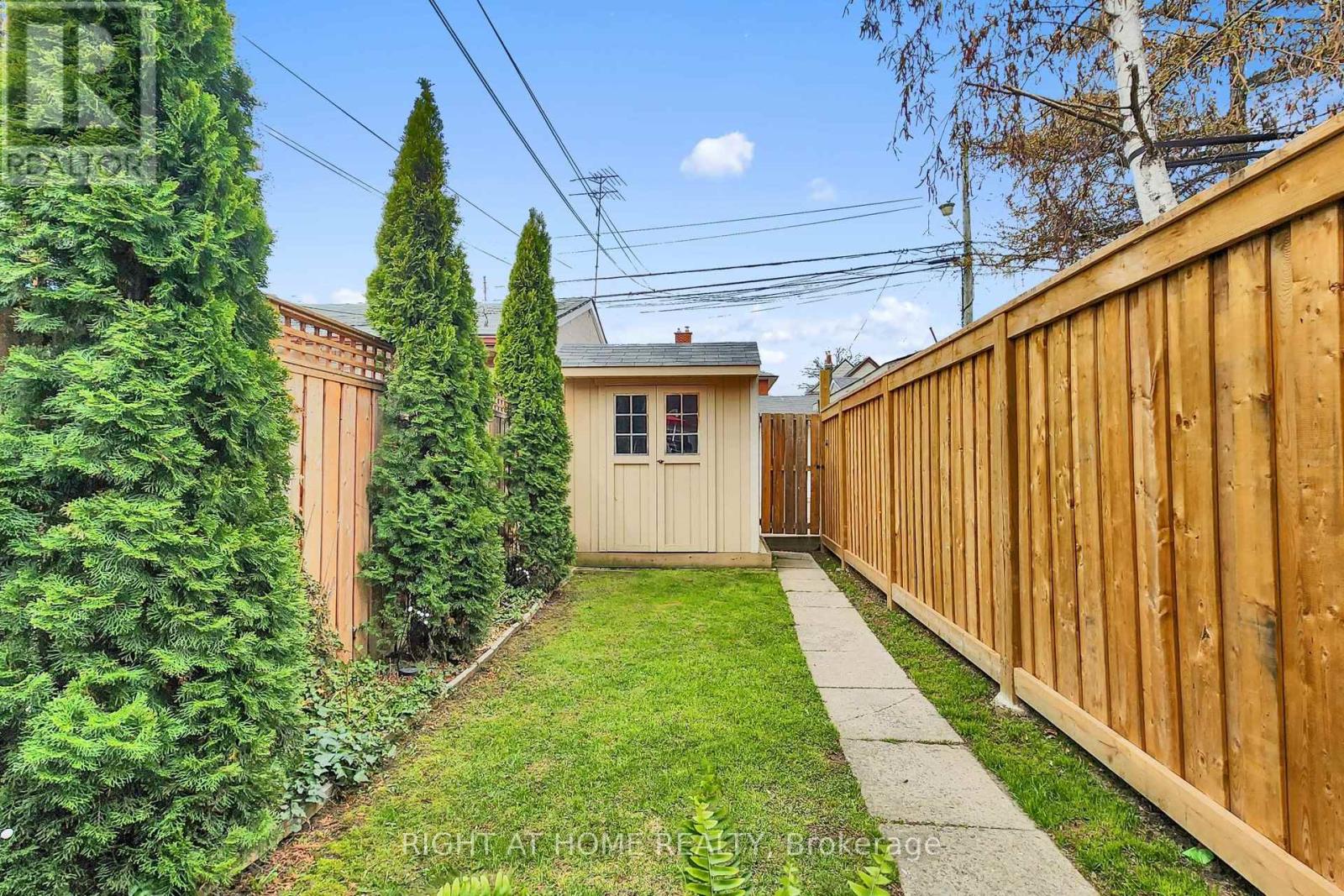 392 Westmoreland Avenue N, Toronto, Ontario  M6H 3A7 - Photo 31 - W13046366