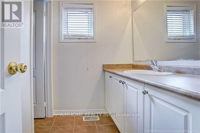 120 Crown Victoria Drive, Brampton, Ontario  L7A 3X9 - Photo 19 - W13046372