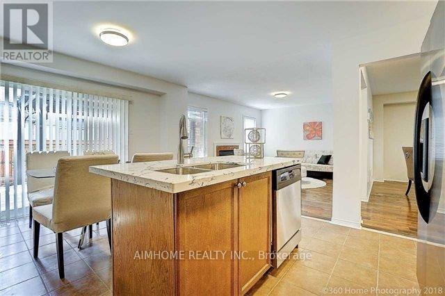 120 Crown Victoria Drive, Brampton, Ontario  L7A 3X9 - Photo 8 - W13046372