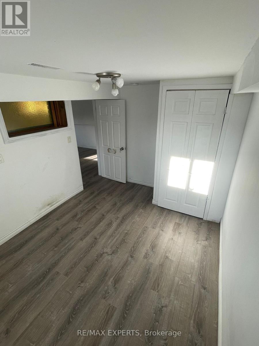 7292 Redfox Road, Mississauga, Ontario  L4T 2L8 - Photo 13 - W13046390