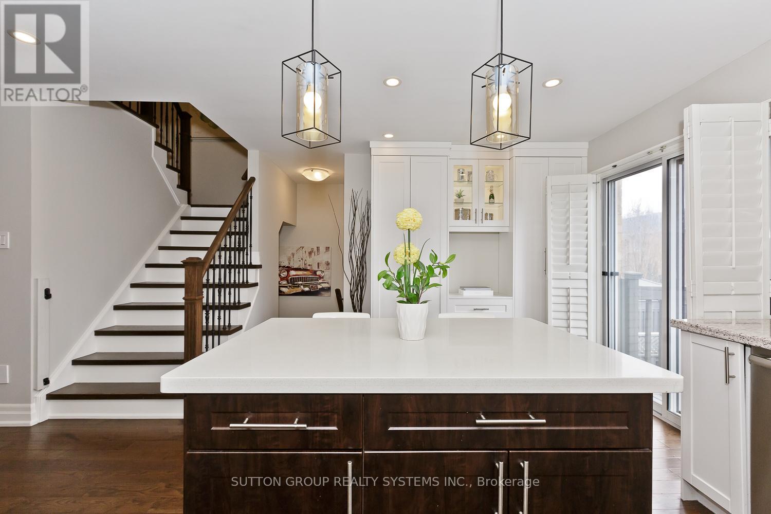 220 Pettigrew Trail, Milton, Ontario  L9T 5X6 - Photo 13 - W13046416