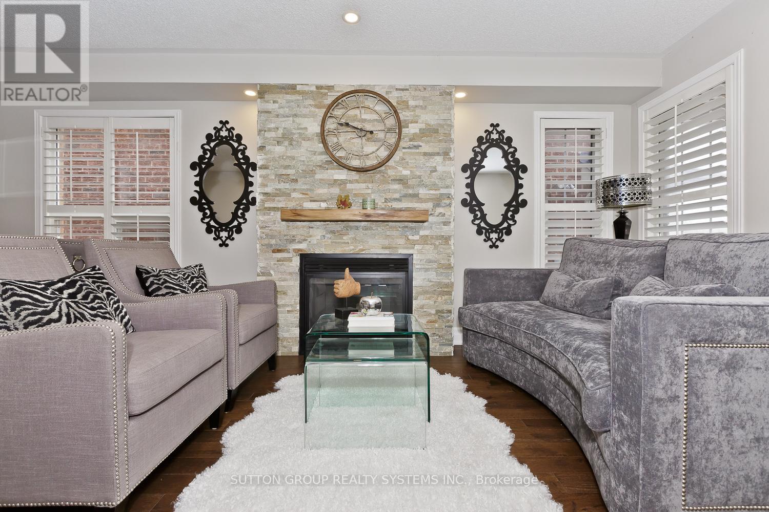 220 Pettigrew Trail, Milton, Ontario  L9T 5X6 - Photo 5 - W13046416