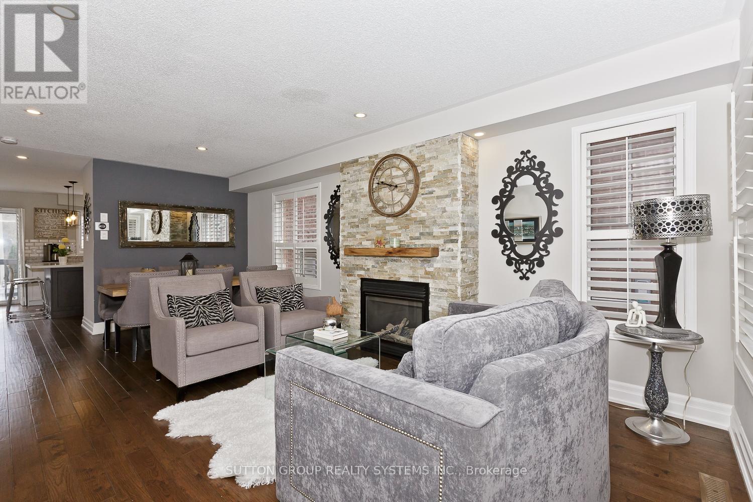 220 Pettigrew Trail, Milton, Ontario  L9T 5X6 - Photo 6 - W13046416