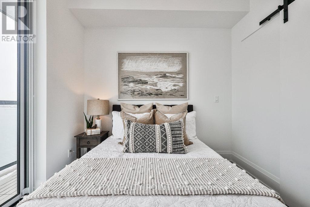 2204 - 370 Martha Street, Burlington, Ontario  L7R 0G9 - Photo 24 - W13046448