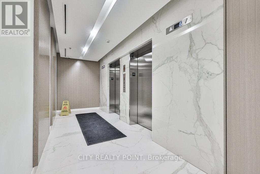 2204 - 370 Martha Street, Burlington, Ontario  L7R 0G9 - Photo 4 - W13046448