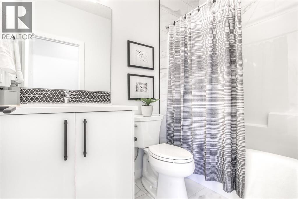 34 Bridgeport Circle, Chestermere, Alberta  T1X 3C9 - Photo 18 - A2305439