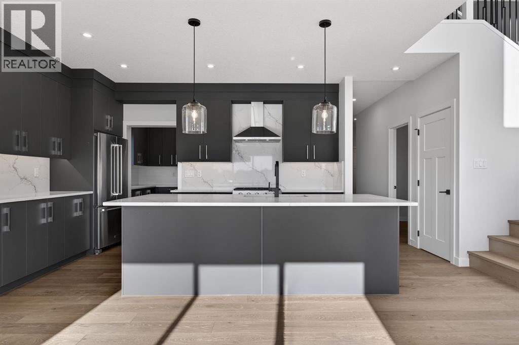 709 Dawson Common, Chestermere, Alberta  T1X 1Z7 - Photo 2 - A2305430