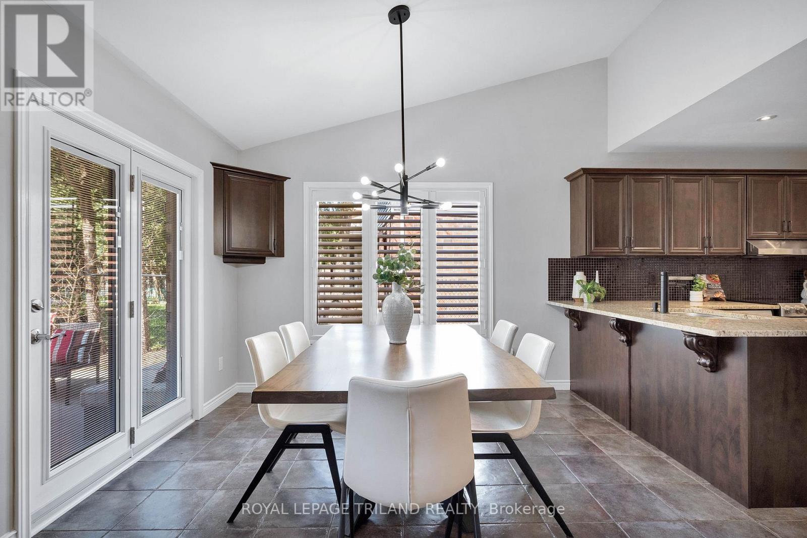 299 Ambleside Drive, London North, Ontario  N6G 4V7 - Photo 14 - X13046498