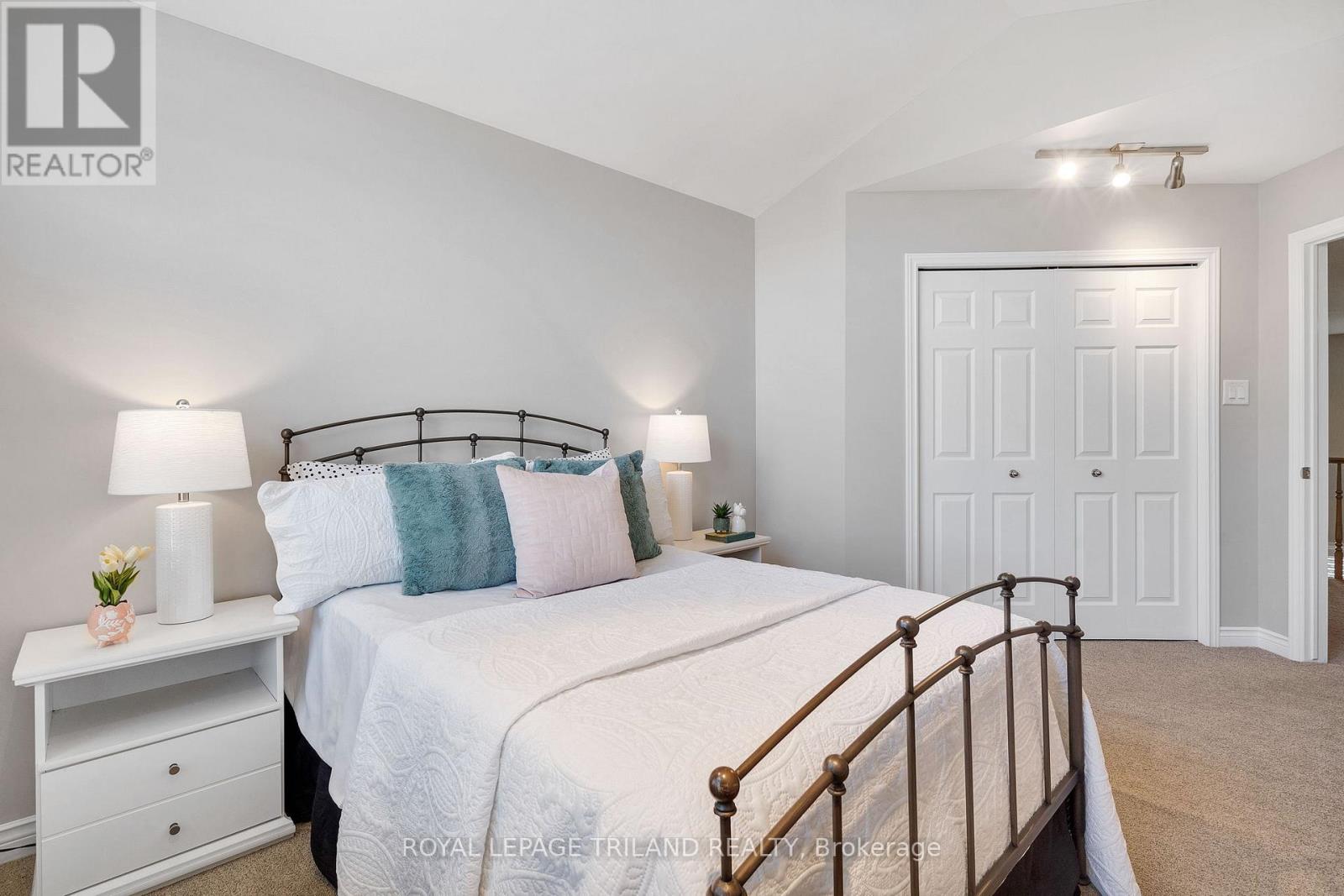 299 Ambleside Drive, London North, Ontario  N6G 4V7 - Photo 32 - X13046498