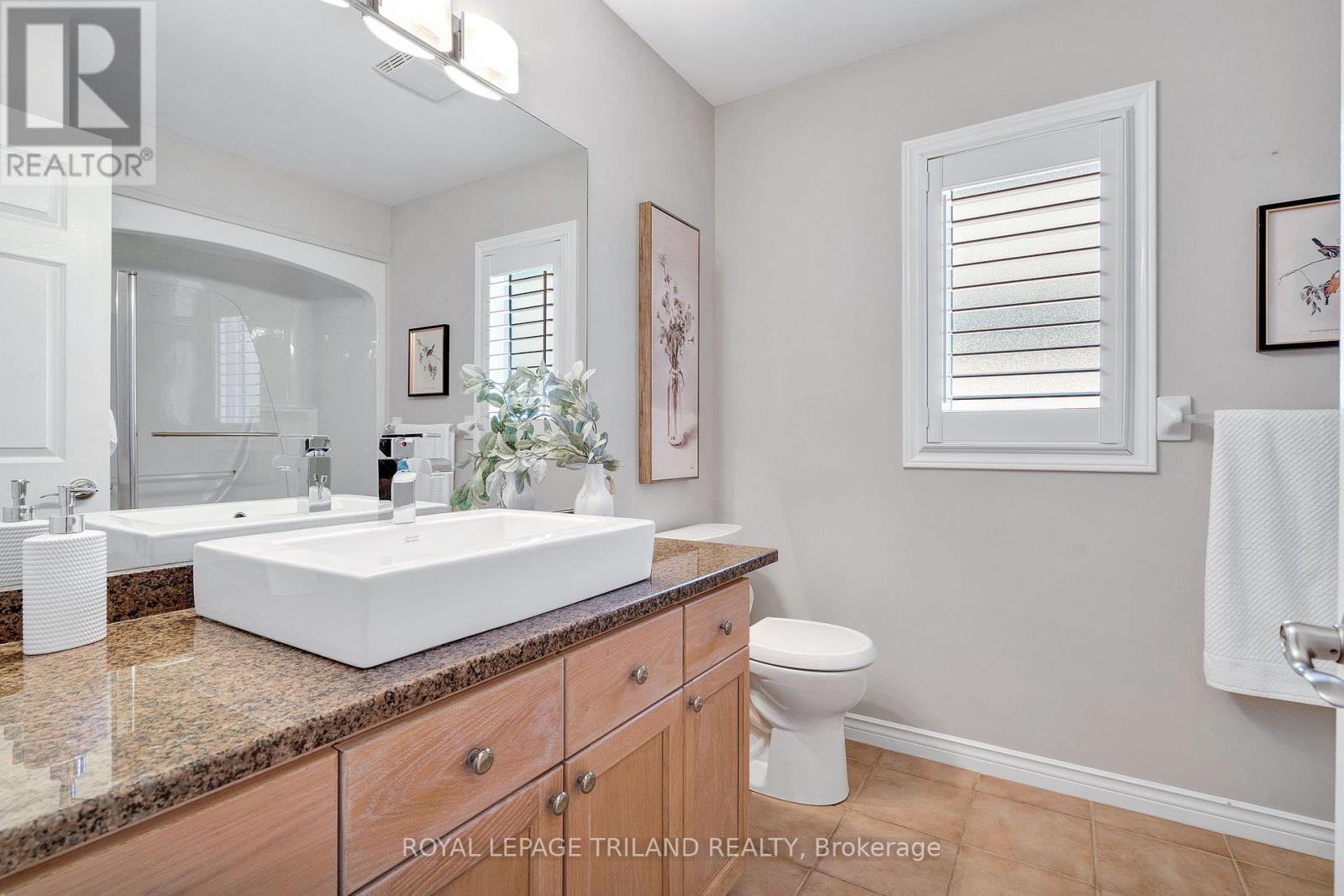 299 Ambleside Drive, London North, Ontario  N6G 4V7 - Photo 35 - X13046498