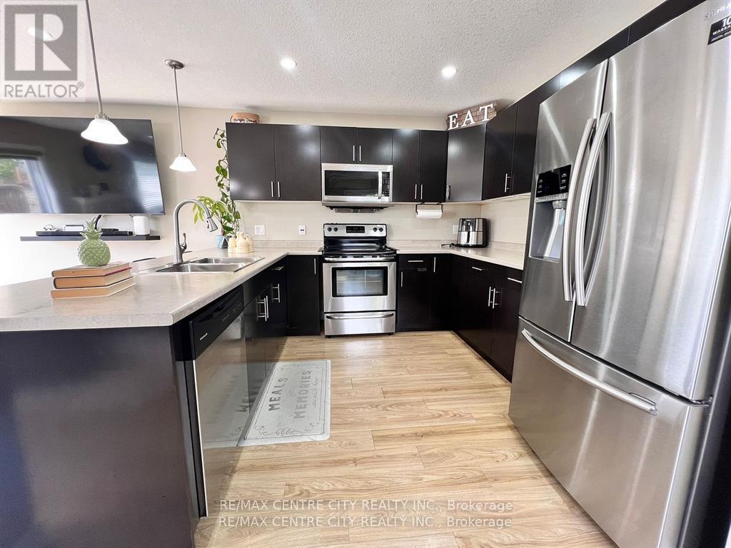 1138 Sandbar Street, London North, Ontario  N6G 0G6 - Photo 6 - X13046510