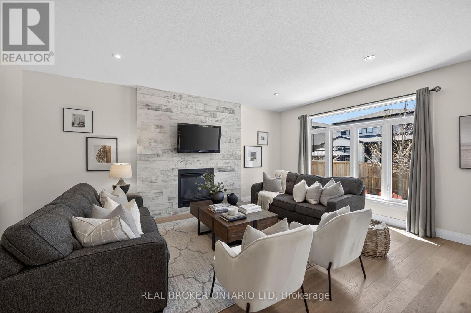 1765 Brayford Avenue, London South, Ontario  N6K 0H4 - Photo 7 - X13046522