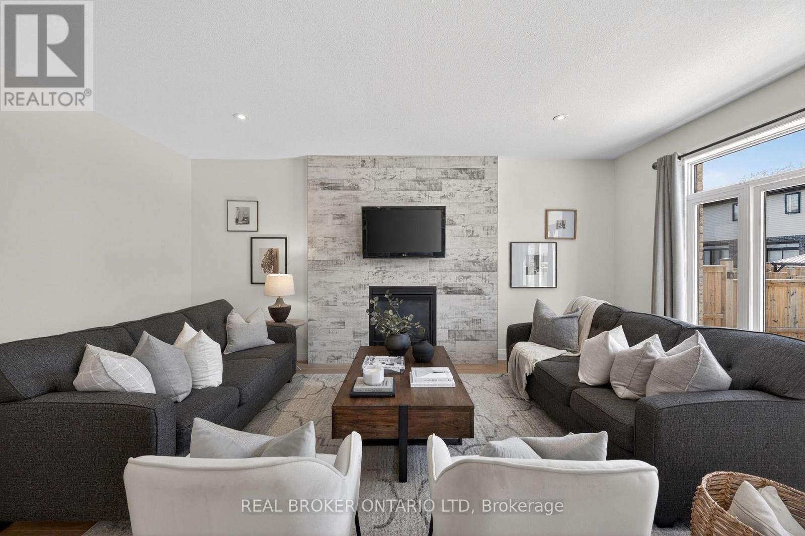 1765 Brayford Avenue, London South, Ontario  N6K 0H4 - Photo 9 - X13046522